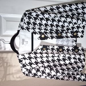 Dressbarn Monochrome Houndstooth Blazer